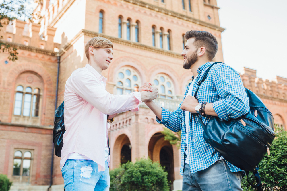 Qualidade da educação, oportunidades de pesquisa, novas culturas. Enfim, vários motivos para fazer mestrado na Europa gastando menos.