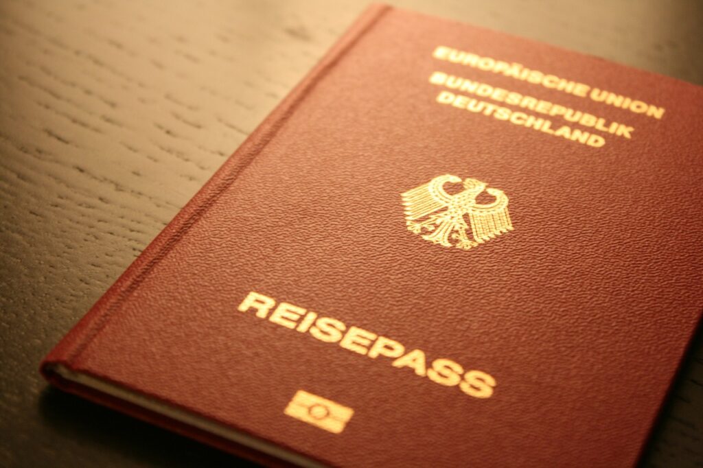 Estudar na Alemanha e conquistar a cidadania está nos seus planos? Saiba como o tempo de estudos conta para adquirir a cidadania alemã.